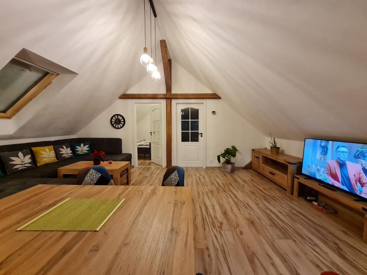 Apartman Konirna Harrachov Bagian luar foto